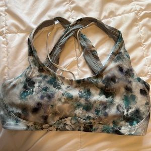 Never Worn Lululemon Sports Bra - Size 8